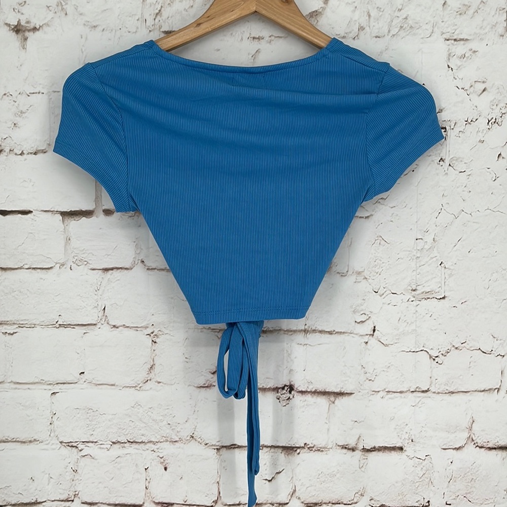 🆕PRINCESS POLLY “AIDEN” CROP TOP, SIZE 4 - Picture 7 of 9